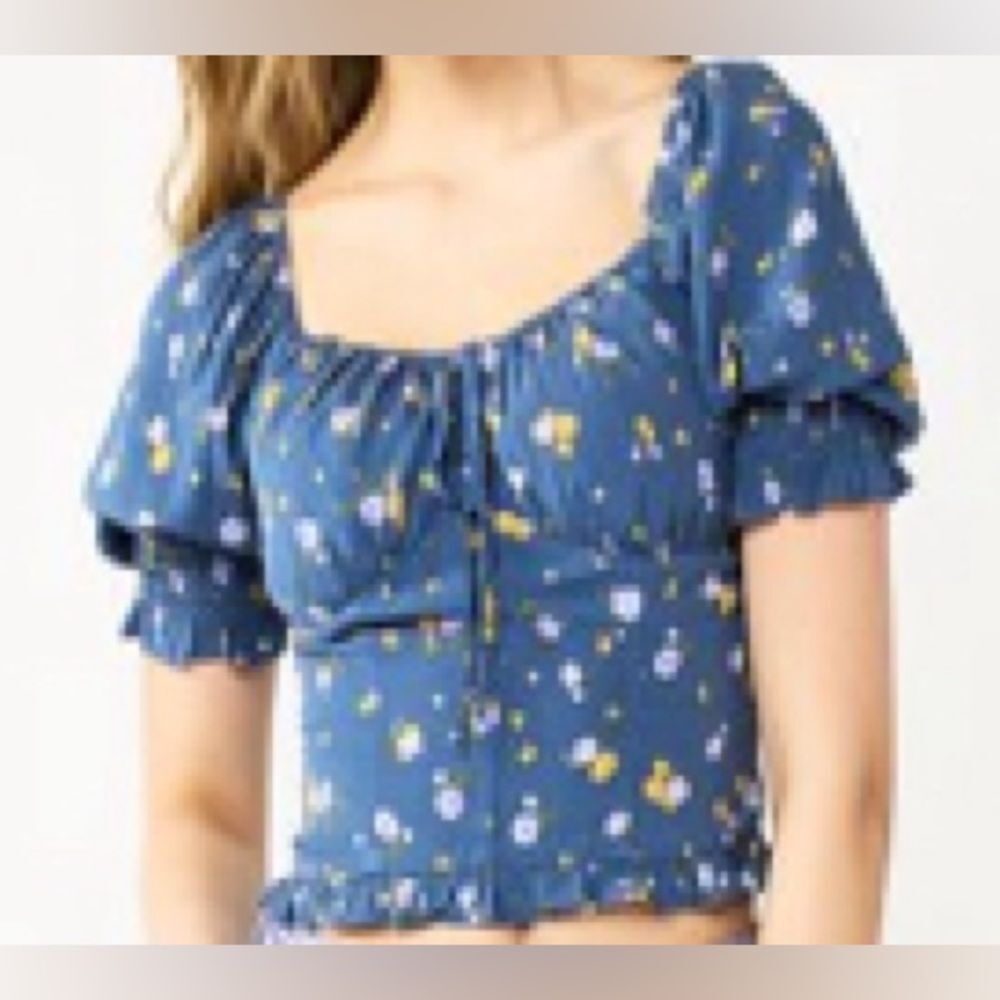 SO Junior’s Navy Floral Cropped Tie Front Puff Sleeve Blouse Top Shirred Back XL